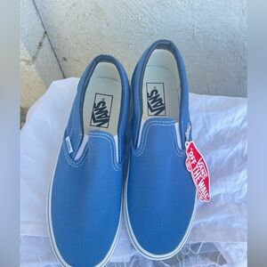 Brand new woman’s vans size 8